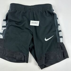 Nike Athletic Shorts Boys Small Black Pockets